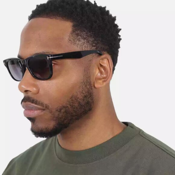 Tom Ford Smoke Gradient Square Unisex Sunglasses NEW - Picture 3 of 5